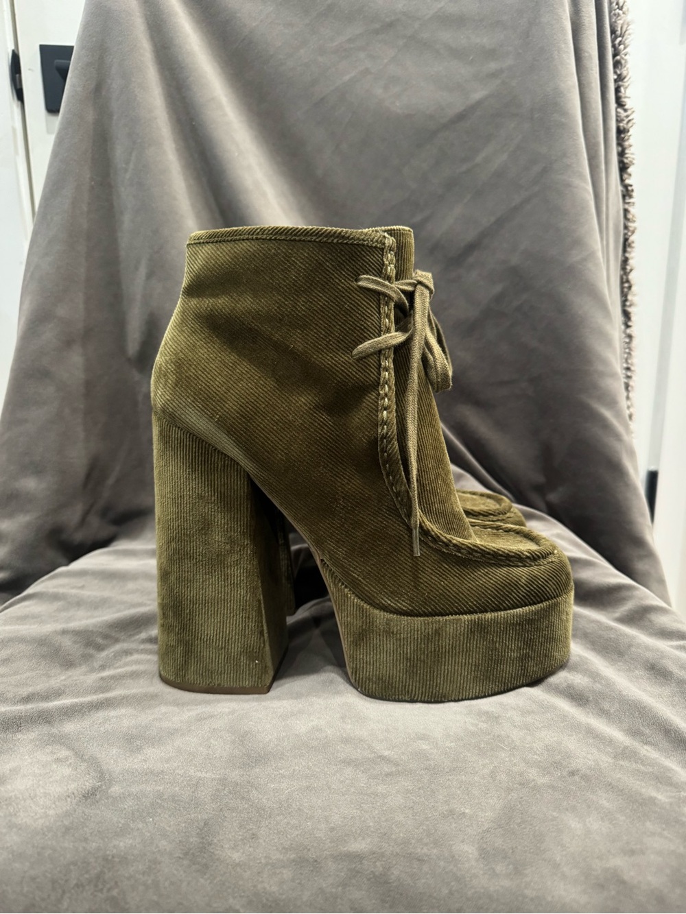 Jessica SimpsonOlive Green Platform Ankle Boots - Women's Lace-Up Heeled Booties - Picture 1 of 8